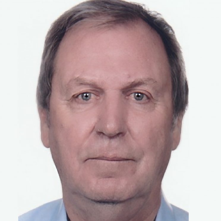 Vorstand - Joachim Bloß - Finanzen